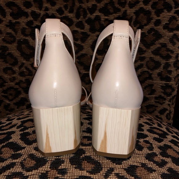 Franco Sarto L-Merryl Ankle Strap Sandal - Picture 4 of 7